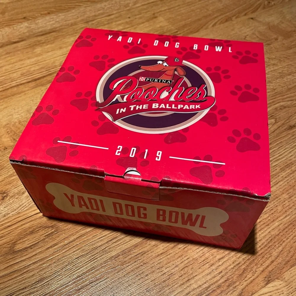 Yadi Dog Bowl - Picture 3 of 8